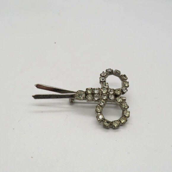 Vintage Scissor Brooch Silver Tone Clear Rhinestone Pin Mini Sewing - Picture 7 of 10
